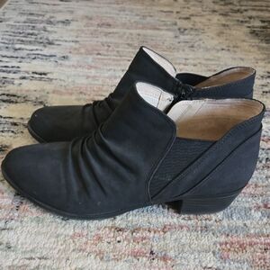 Life Stride Black Ankle Booties